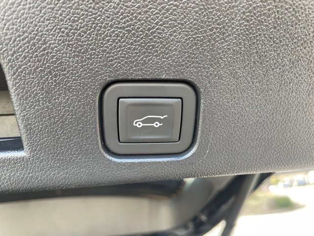 Used 2025 Buick Enclave Preferred image 42