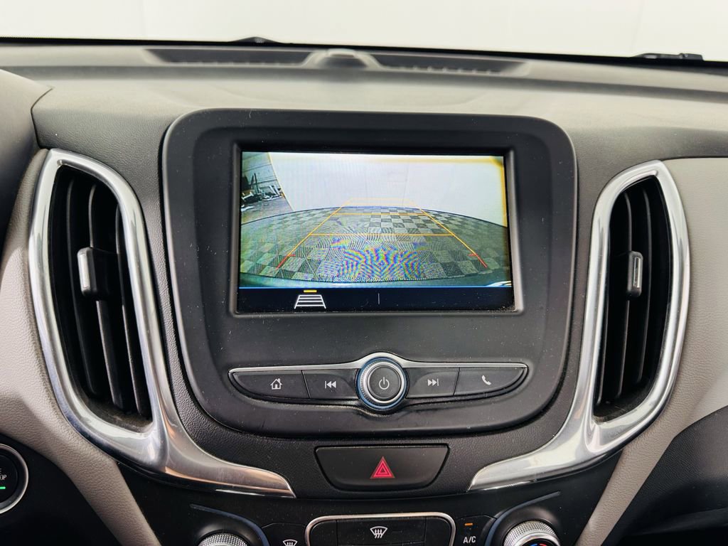 Used 2019 Chevrolet Equinox LS FWD image 15