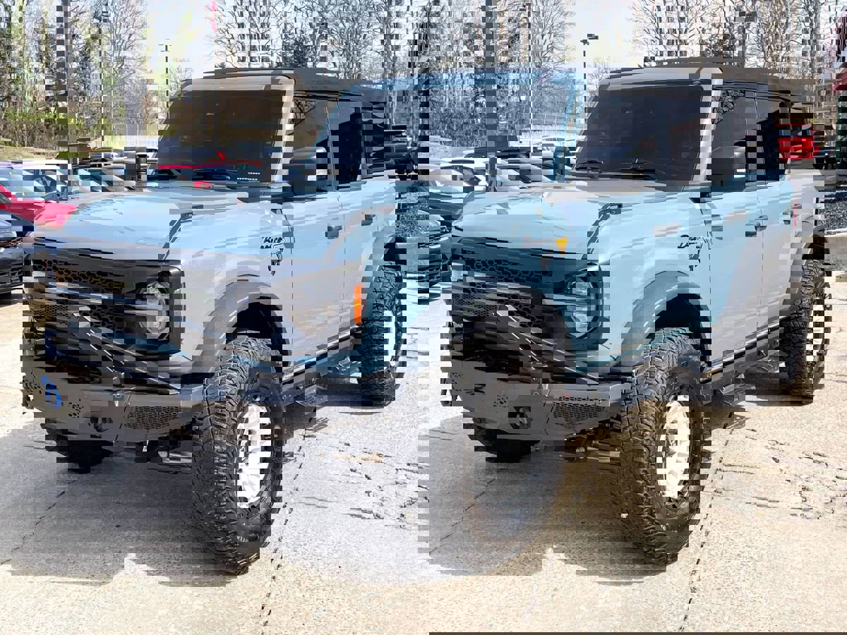 Used 2022 Ford Bronco Badlands image 1