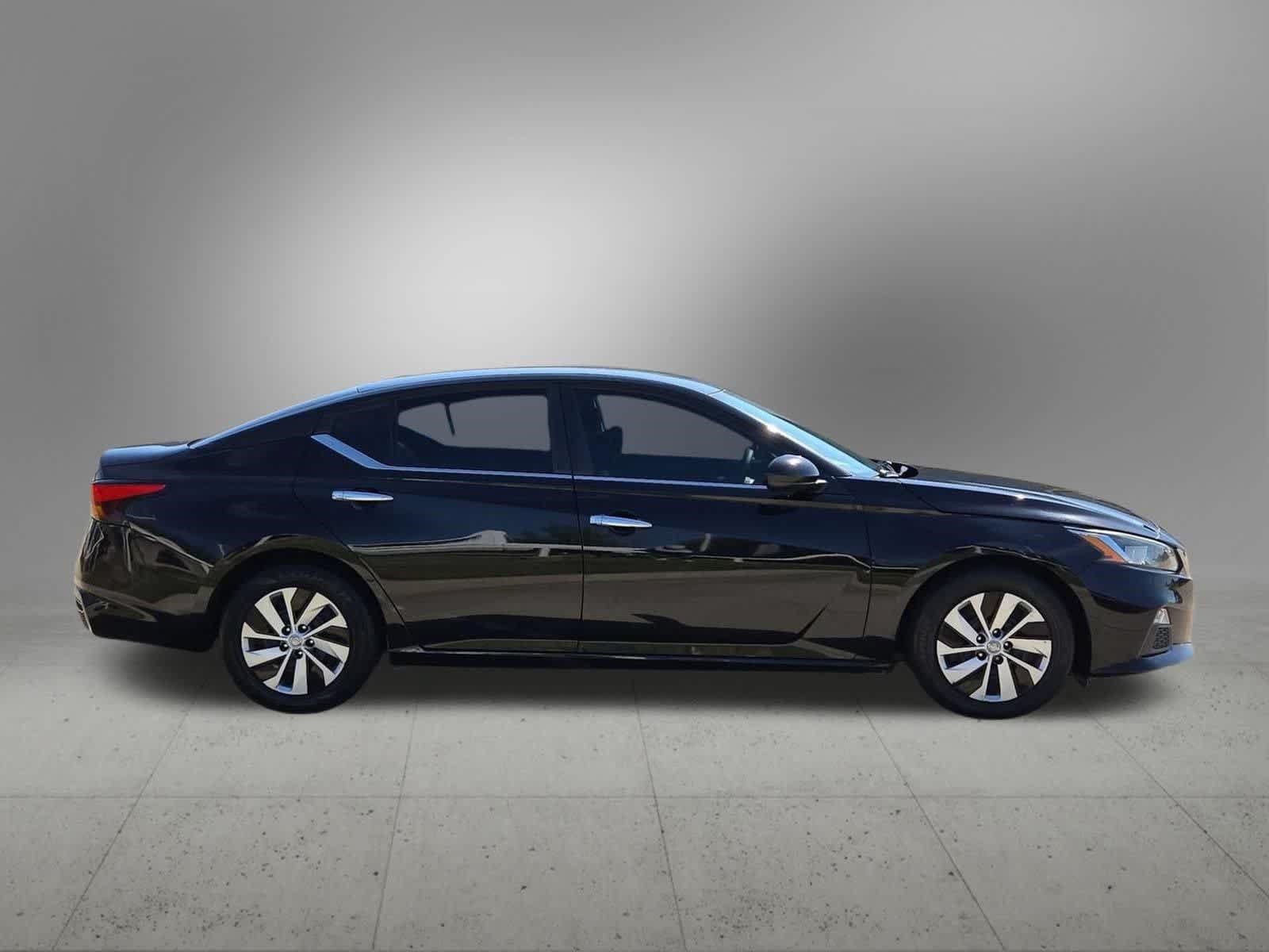 Used 2019 Nissan Altima 2.5 S FWD image 7