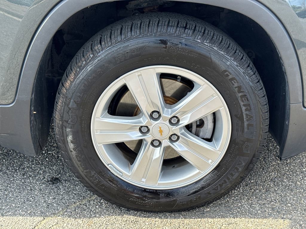Used 2018 Chevrolet Trax LT w/ LT Convenience Package image 12