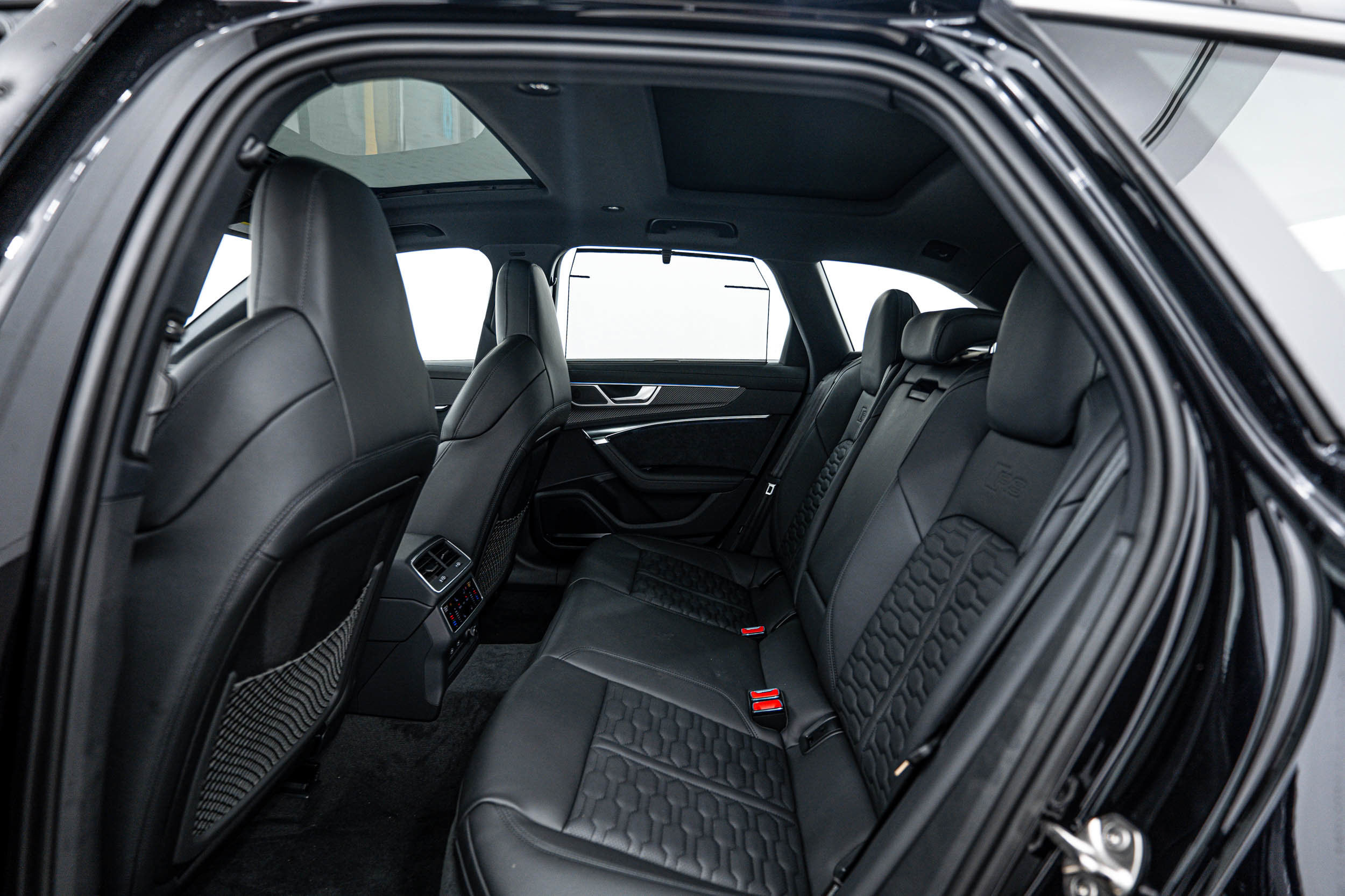 New 2026 Audi RS 6 performance image 17