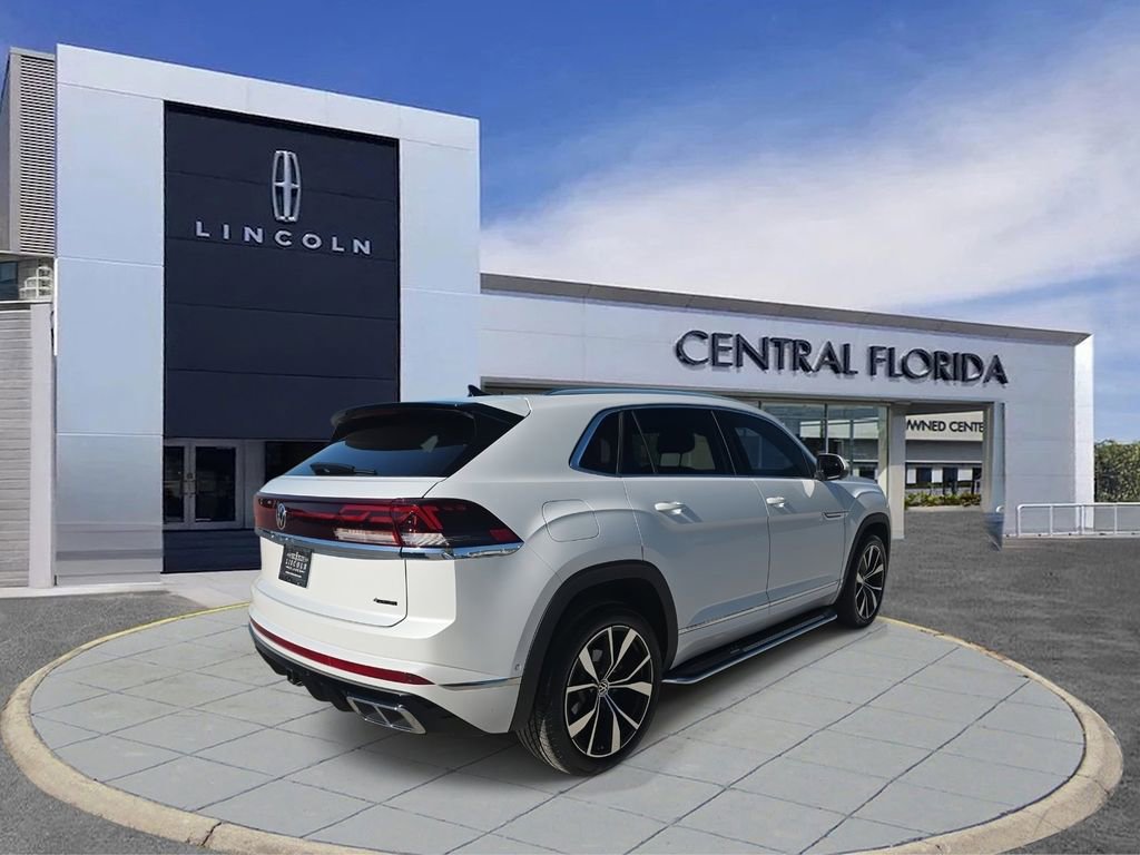 Used 2025 Volkswagen Atlas Cross Sport SEL Premium R-Line image 4