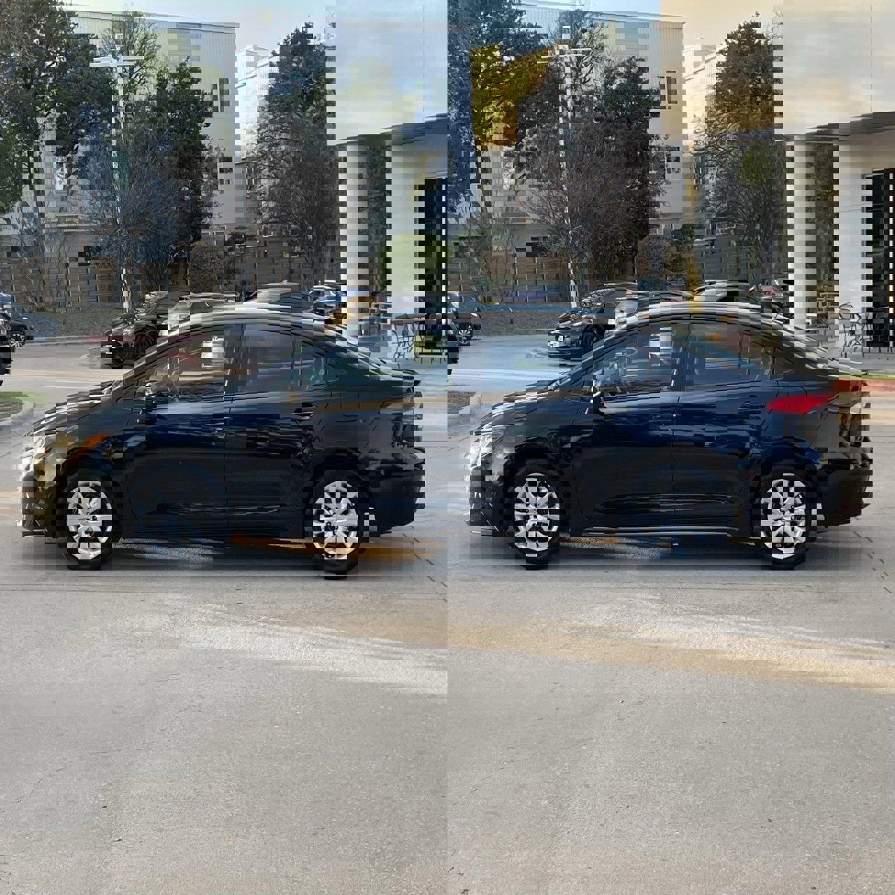 Used 2024 Toyota Corolla LE image 3