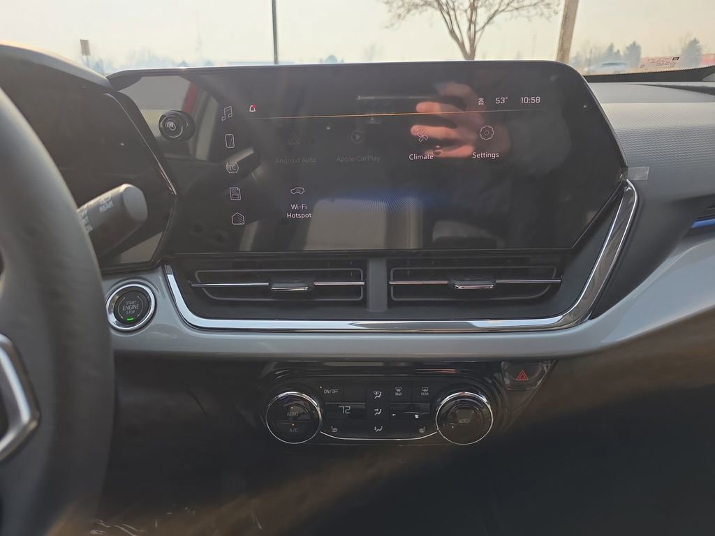 New 2026 Chevrolet Trax LT w/ Driver Confidence Package image 18