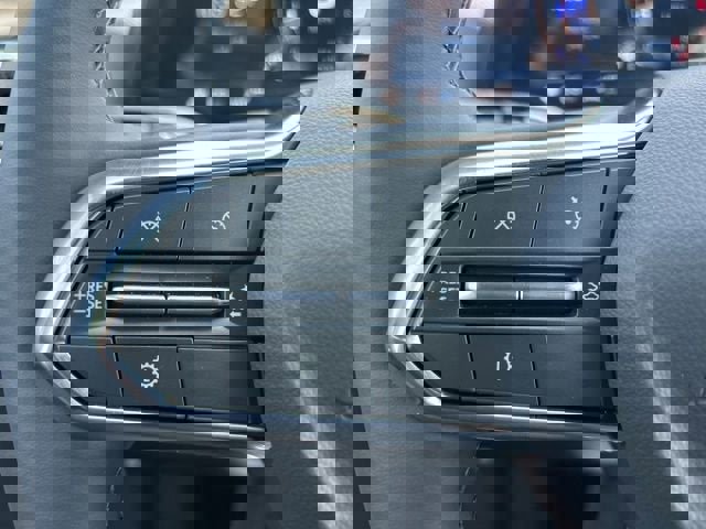 New 2026 Chevrolet Equinox LT w/ Convenience Package II image 22