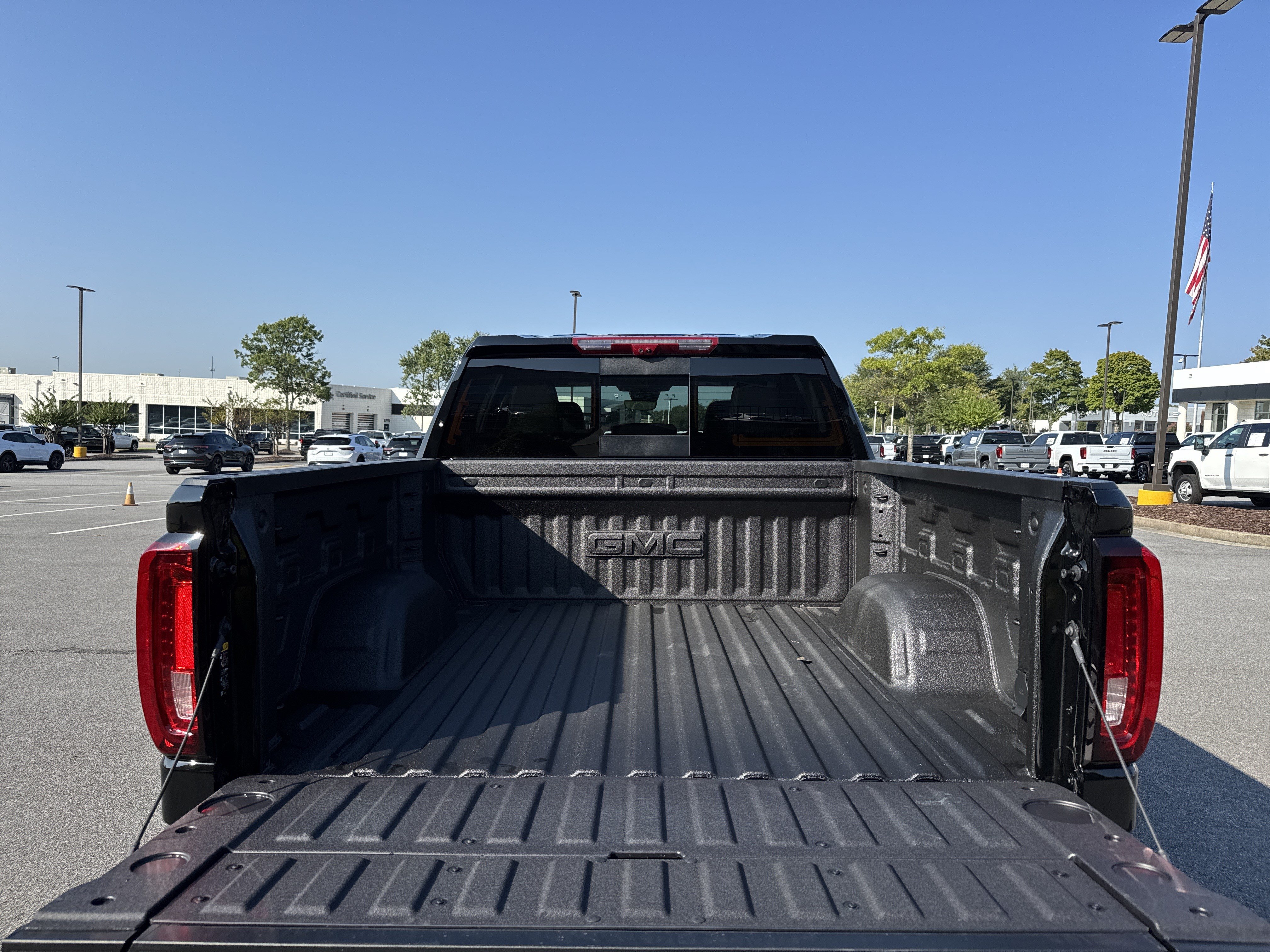 New 2026 GMC Sierra 1500 Denali w/ Denali Reserve Package AWD/4WD image 34