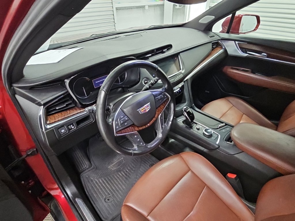 Used 2020 Cadillac XT5 Premium Luxury FWD image 13