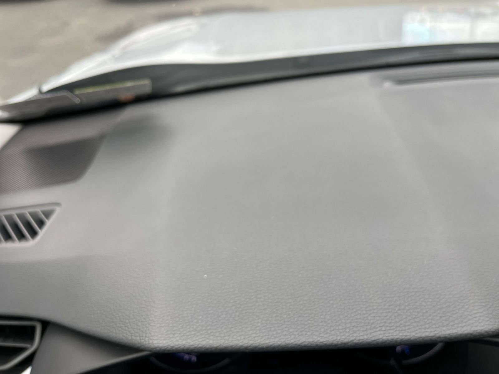 Used 2025 Toyota RAV4 LE image 33