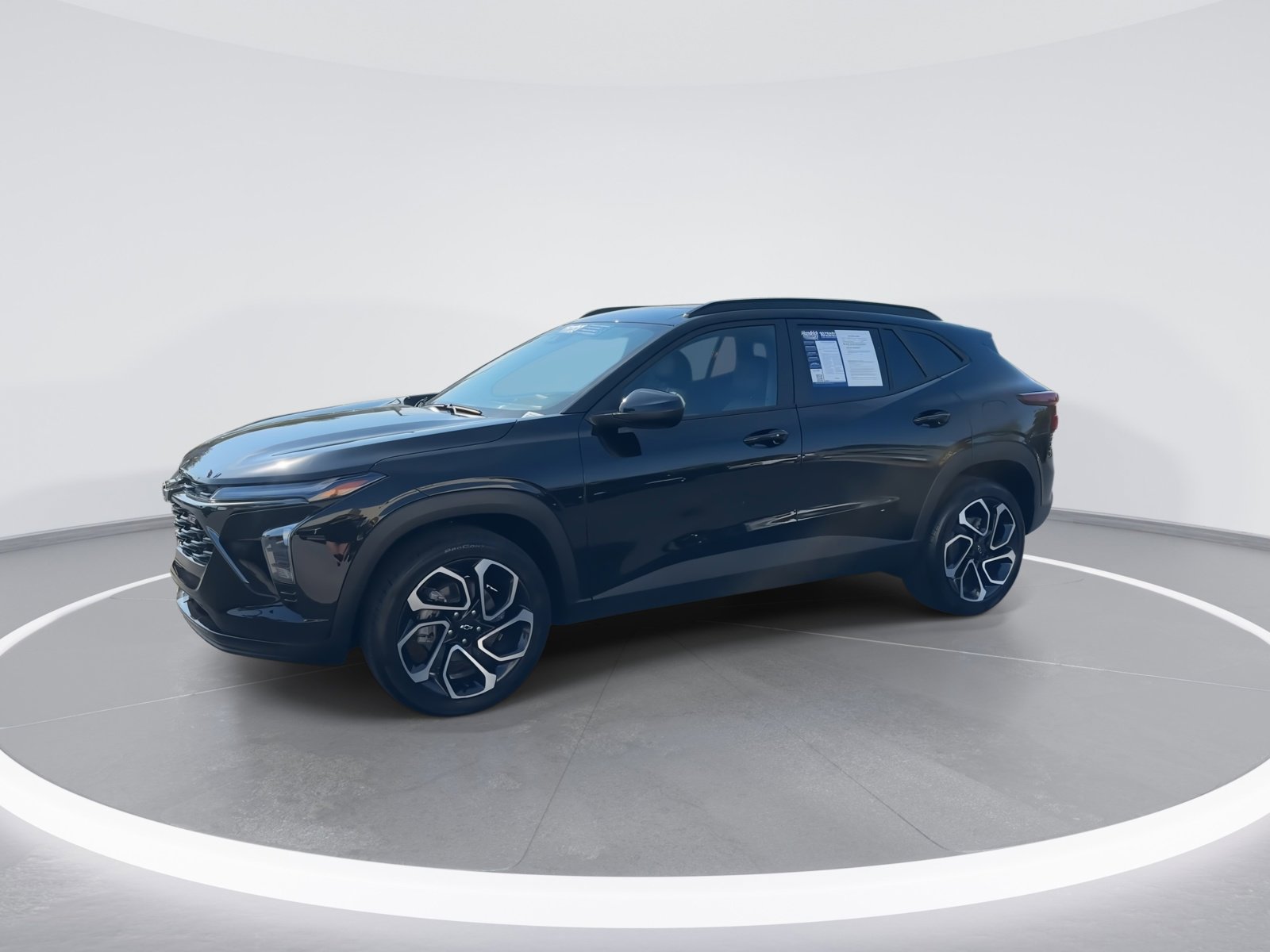 Used 2025 Chevrolet Trax RS w/ Sunroof Package image 5