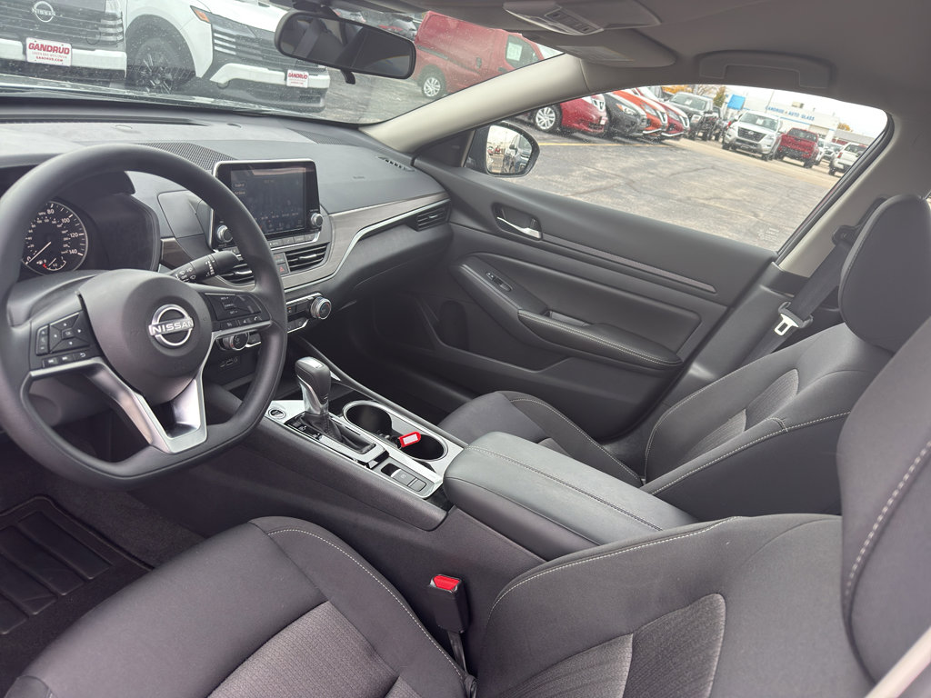 Certified 2024 Nissan Altima 2.5 SV image 25