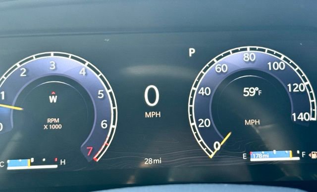 New 2025 Jeep Grand Cherokee L Limited w/ Luxury Tech Group II image 19