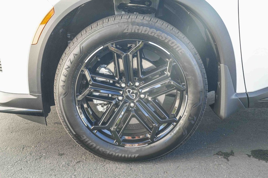 New 2026 INFINITI QX60 Sport w/ Dark Cargo Package image 9
