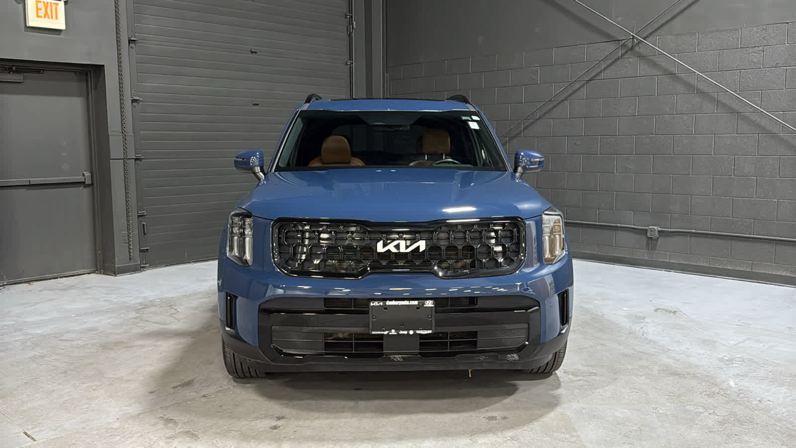 Used 2024 Kia Telluride EX X-Line AWD/4WD image 2