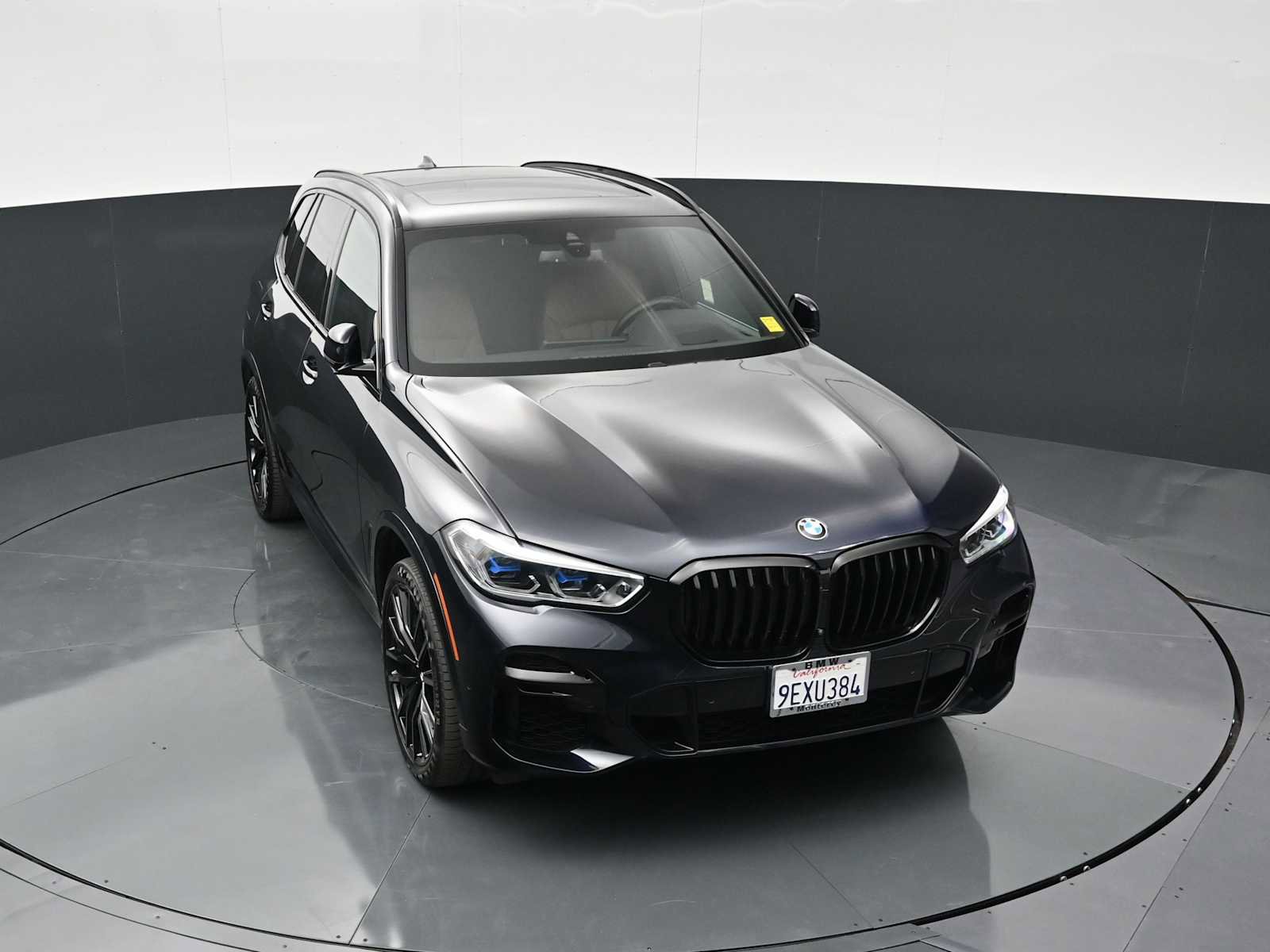 Used 2023 BMW X5 M50i w/ Executive Package image 18