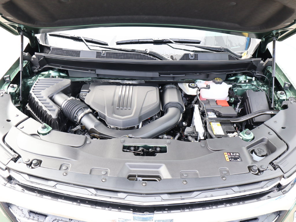 New 2027 Chevrolet Traverse LT w/ Driver Confidence Package FWD image 42