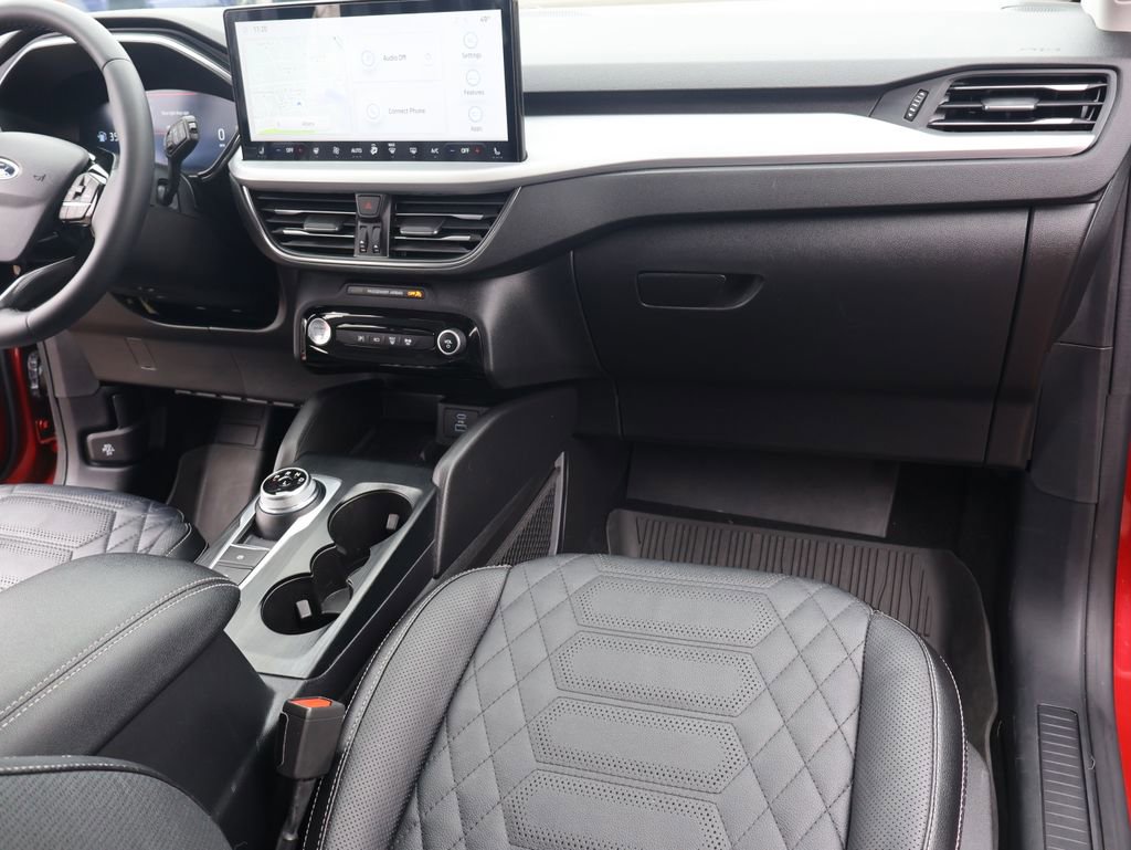 Used 2023 Ford Escape Platinum w/ Premium Technology Package image 31