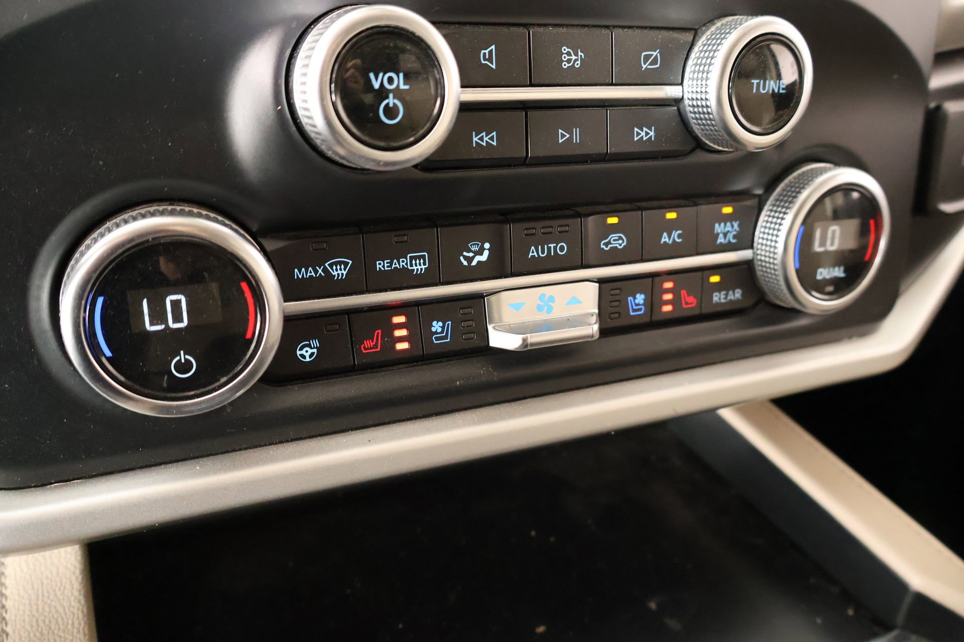 Used 2022 Ford Expedition XLT RWD image 8