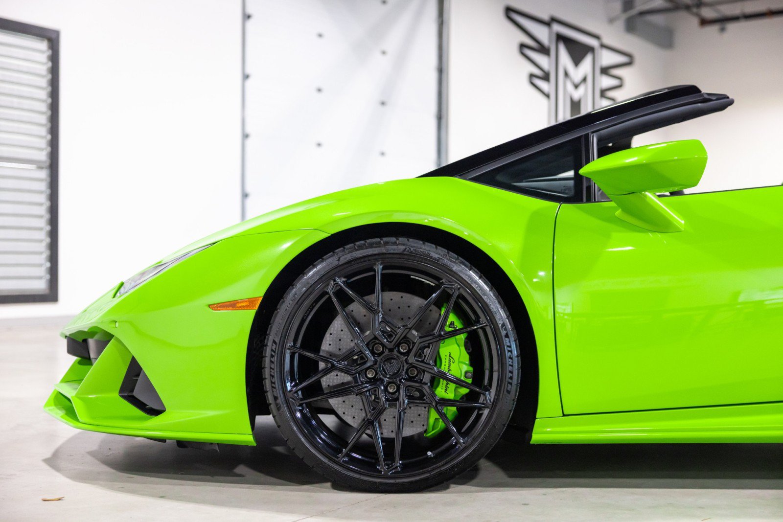 Used 2023 Lamborghini Huracan EVO AWD/4WD image 19