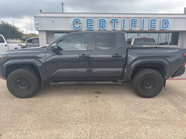 Used 2024 Toyota Tacoma SR5 image 3