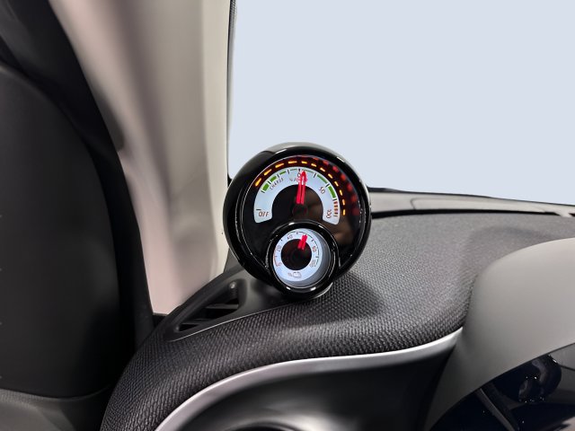 Used 2018 smart fortwo electric drive RWD image 17