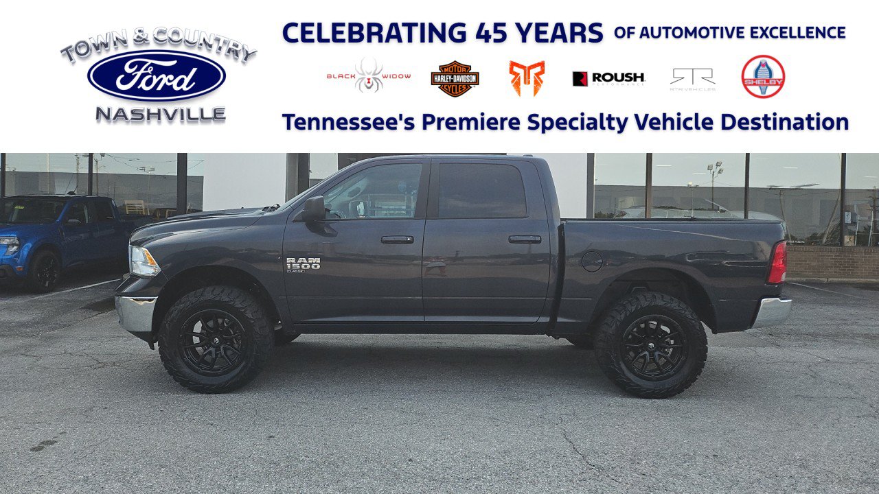 Used 2021 RAM 1500 Classic SLT AWD/4WD image 1