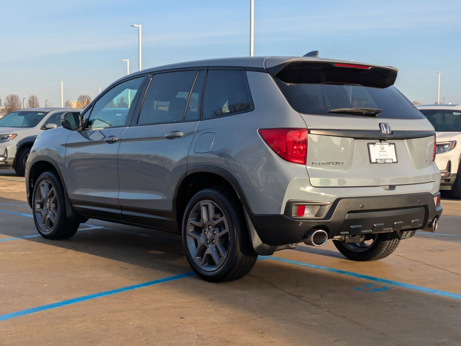 Used 2023 Honda Passport EX-L image 8