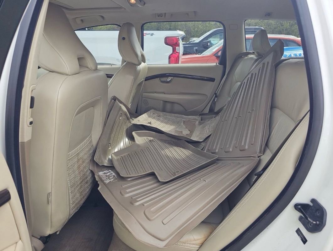 Used 2008 Volvo XC70 3.2 image 6