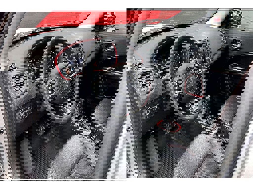 Used 2021 Jeep Compass Trailhawk image 14