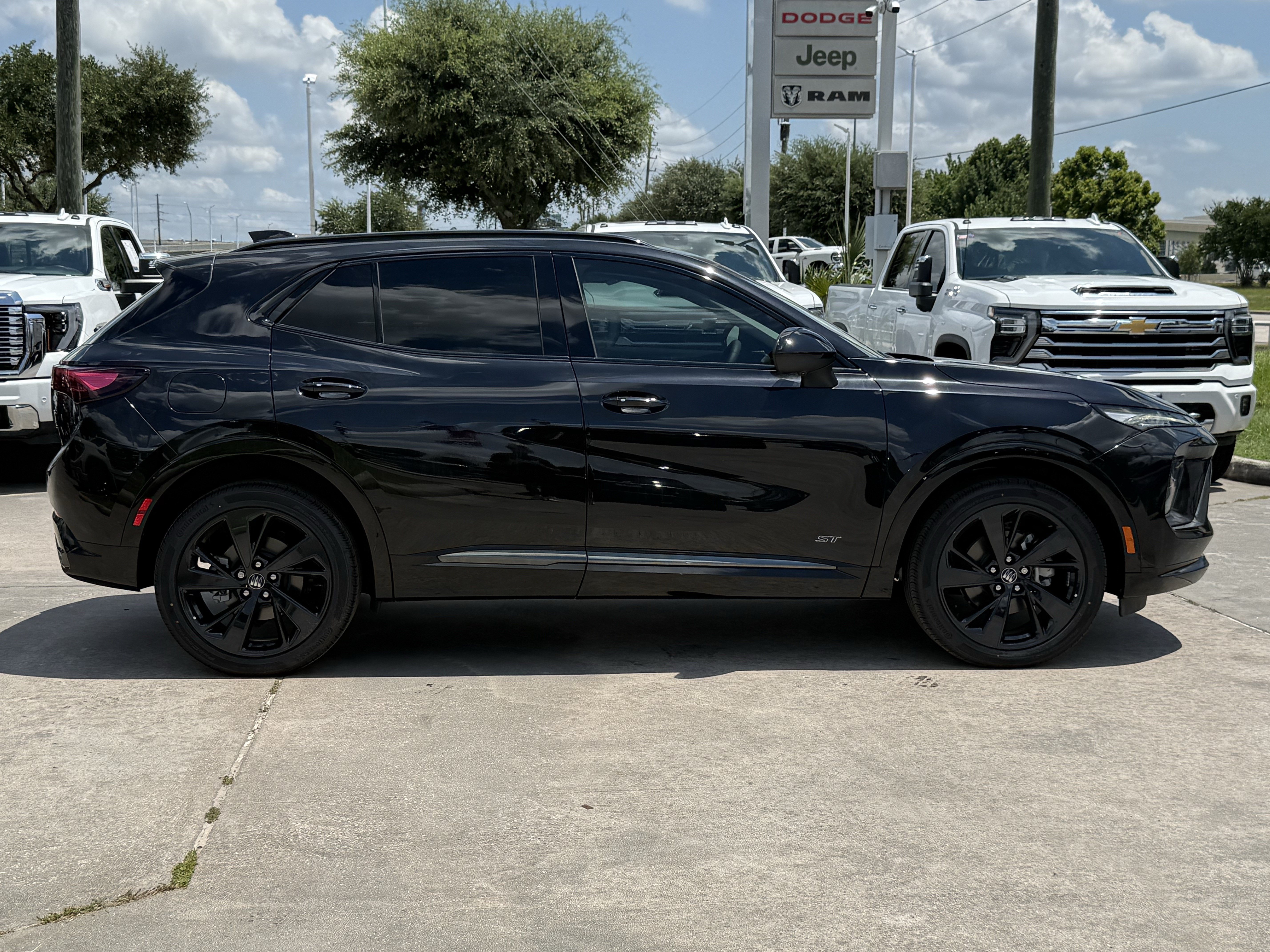New 2026 Buick Envision Sport Touring AWD/4WD image 3