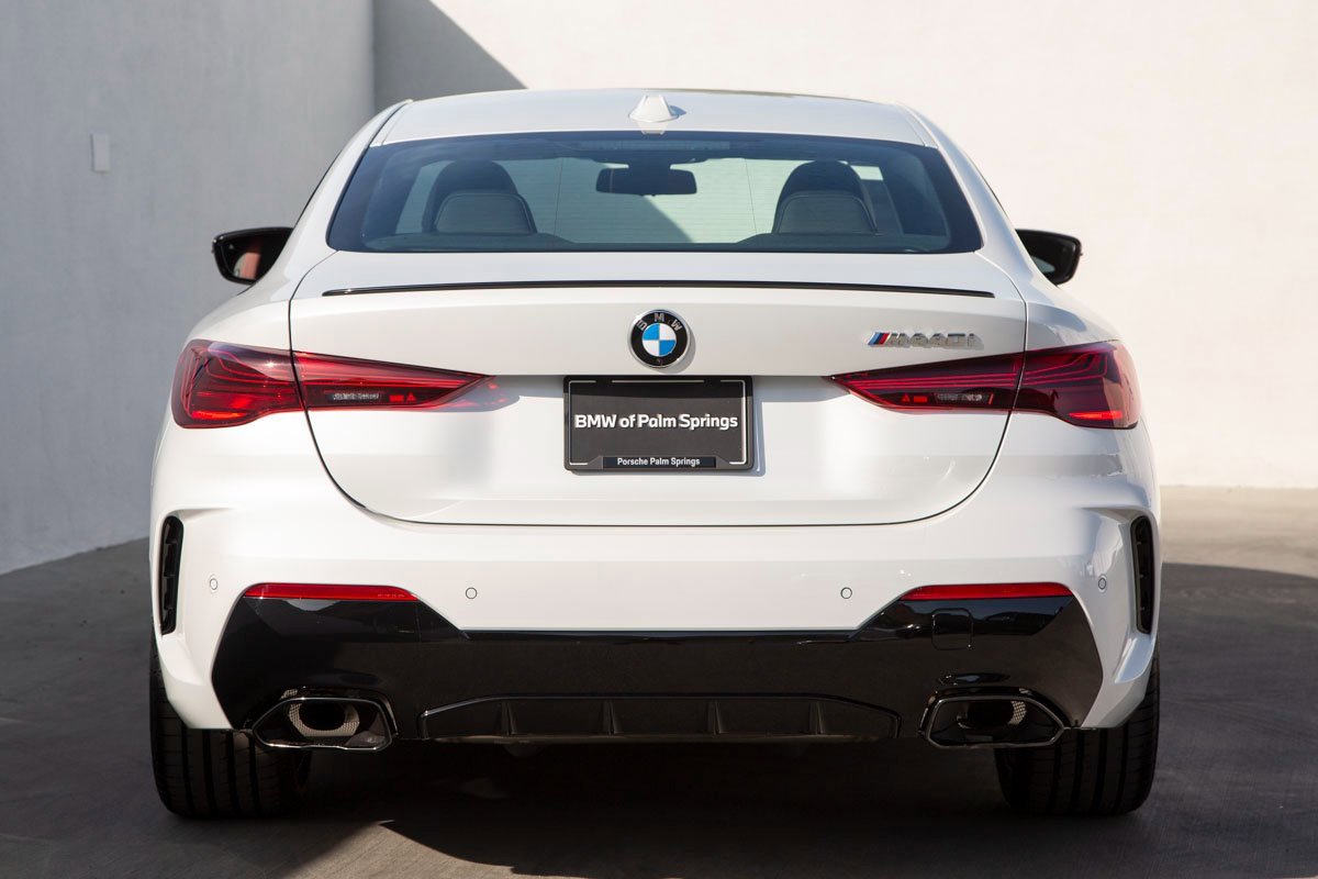Used 2025 BMW M440i Coupe w/ Premium Package image 8