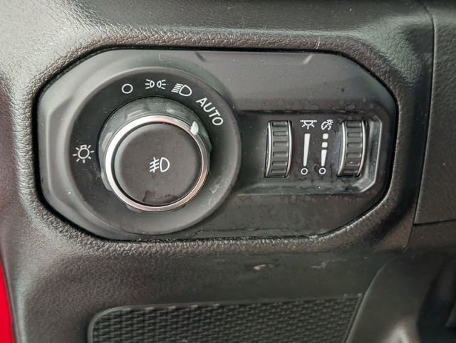 Used 2022 Jeep Wrangler Unlimited Sport AWD/4WD image 13