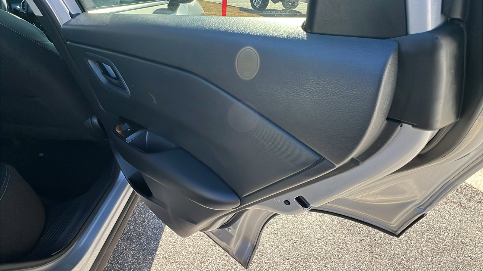 Used 2024 Nissan Rogue S image 20