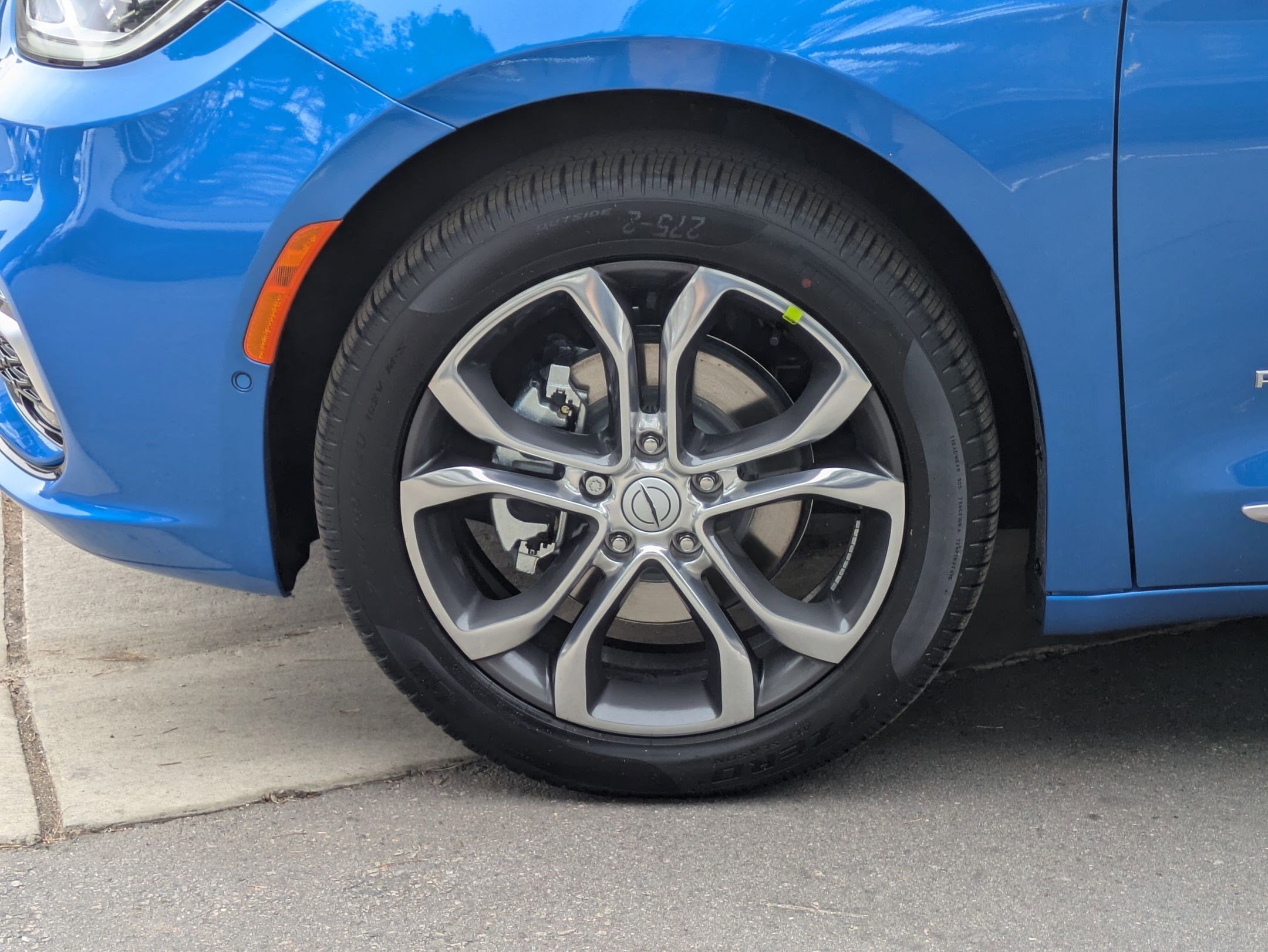 New 2026 Chrysler Pacifica Pinnacle image 36