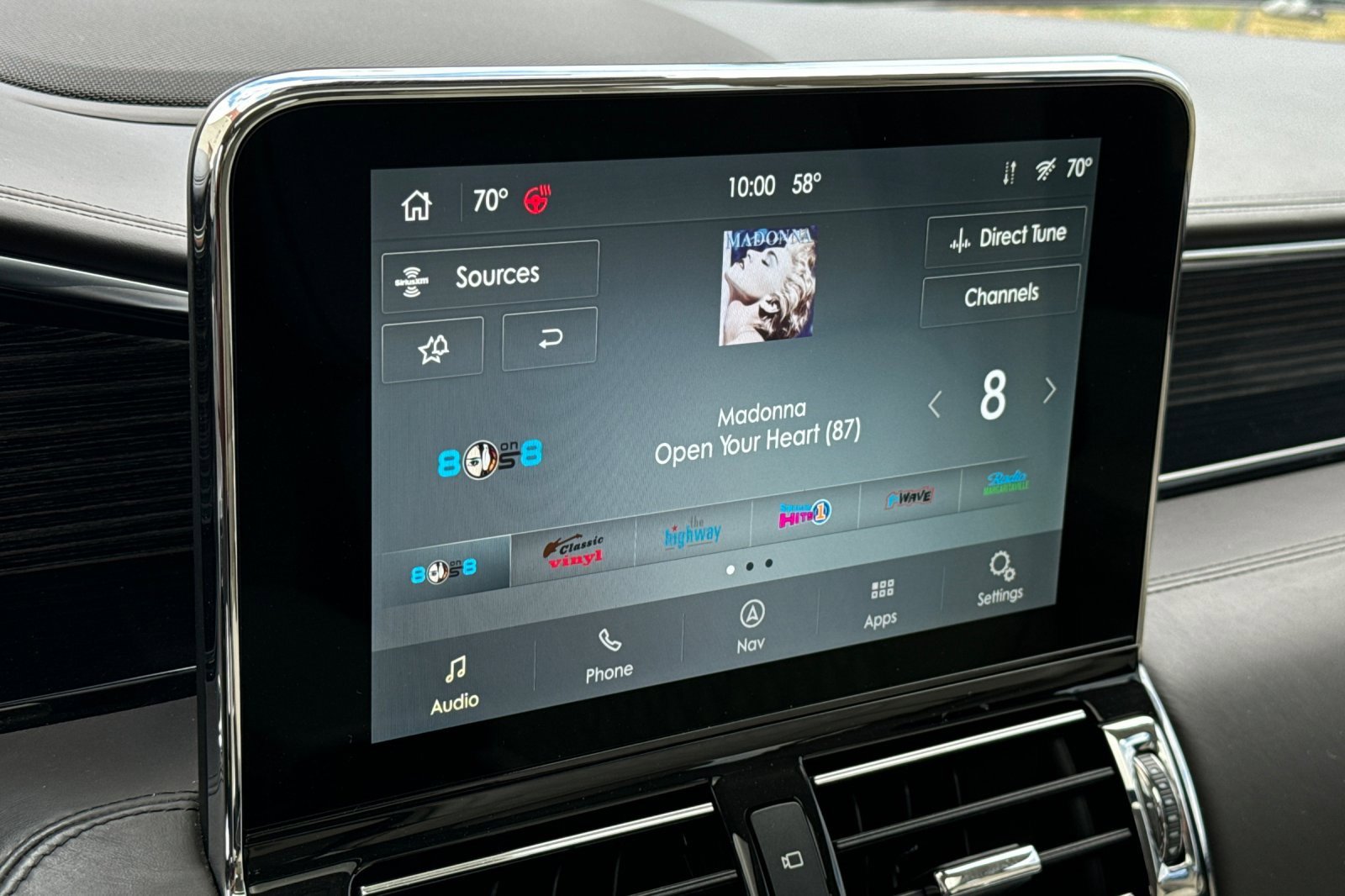 Used 2021 Lincoln Navigator Black Label w/ Cargo Convenience Package image 18