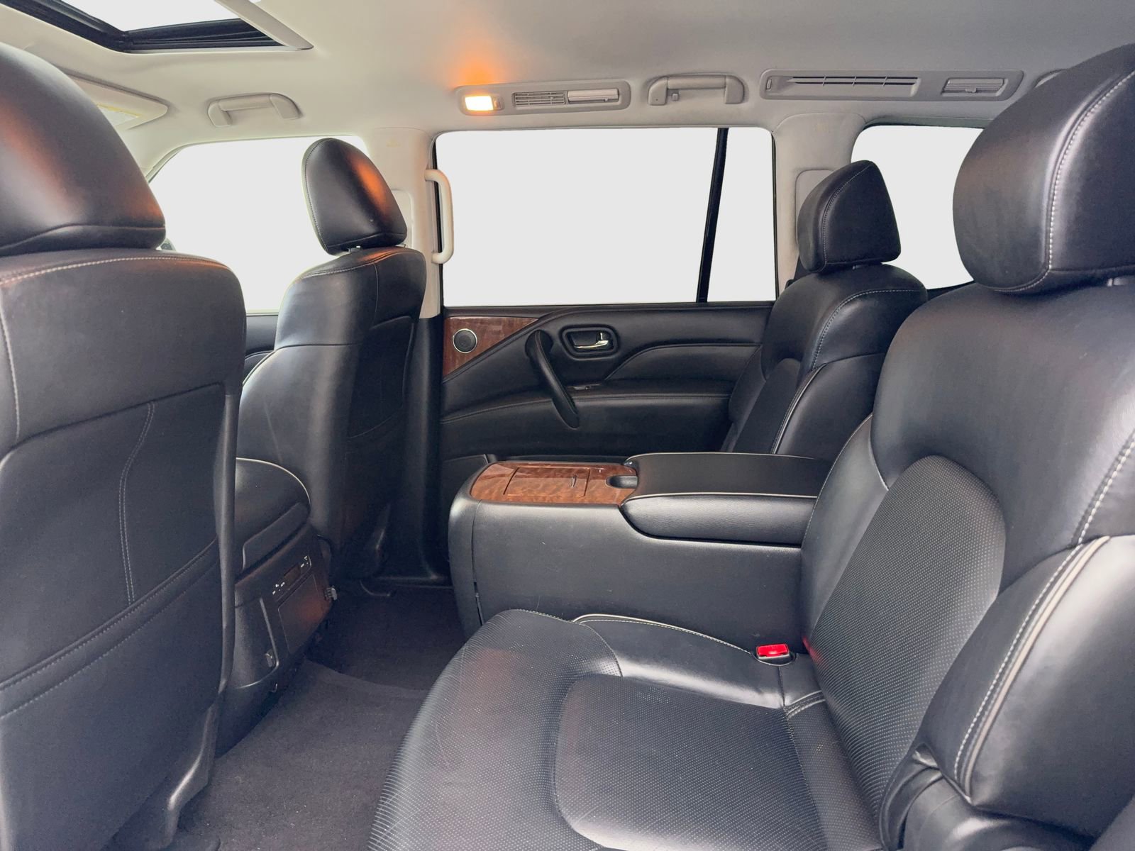 Used 2018 INFINITI QX80 2WD w/ Driver Assistance Package image 39