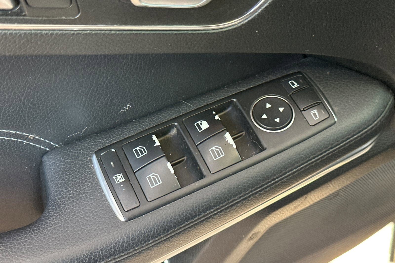 Used 2014 Mercedes-Benz E 350 4MATIC Wagon image 13