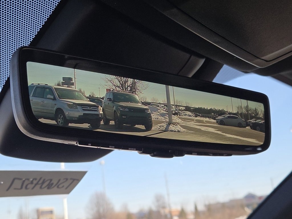 New 2026 Toyota Highlander Platinum image 11