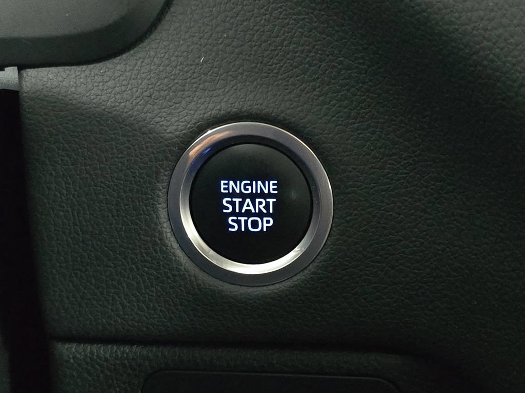 Used 2024 Toyota Tundra Limited AWD/4WD image 20