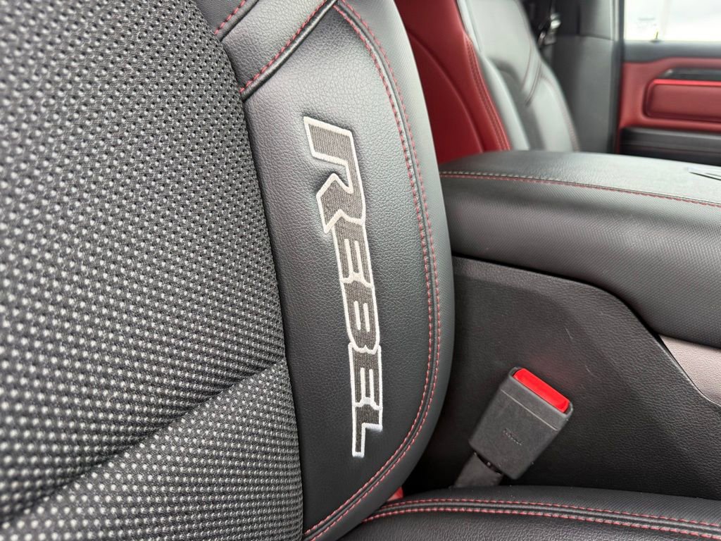 Used 2021 RAM 1500 Rebel AWD/4WD image 40