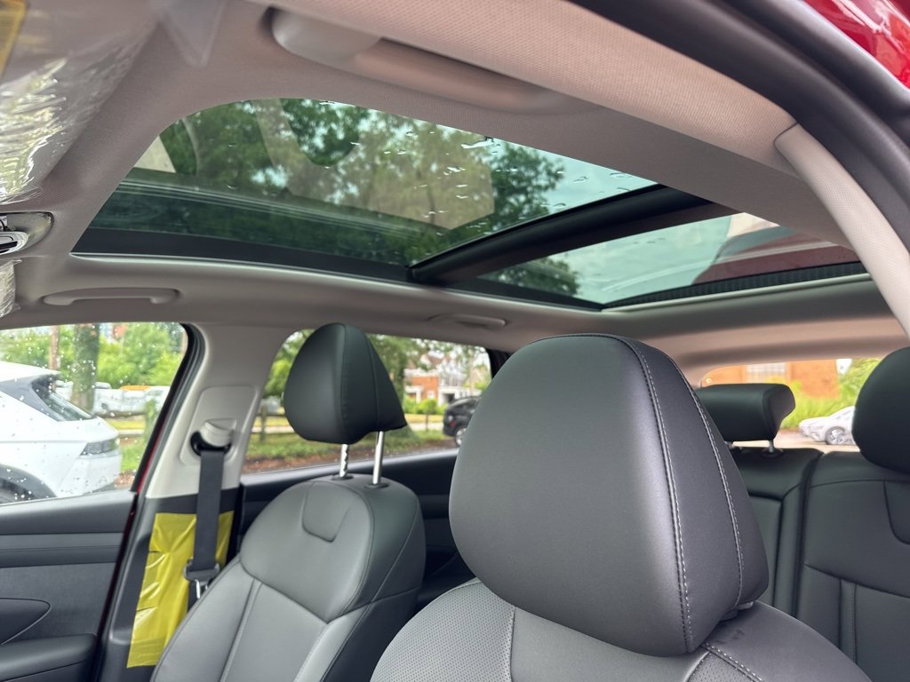 New 2025 Hyundai Tucson SEL image 15