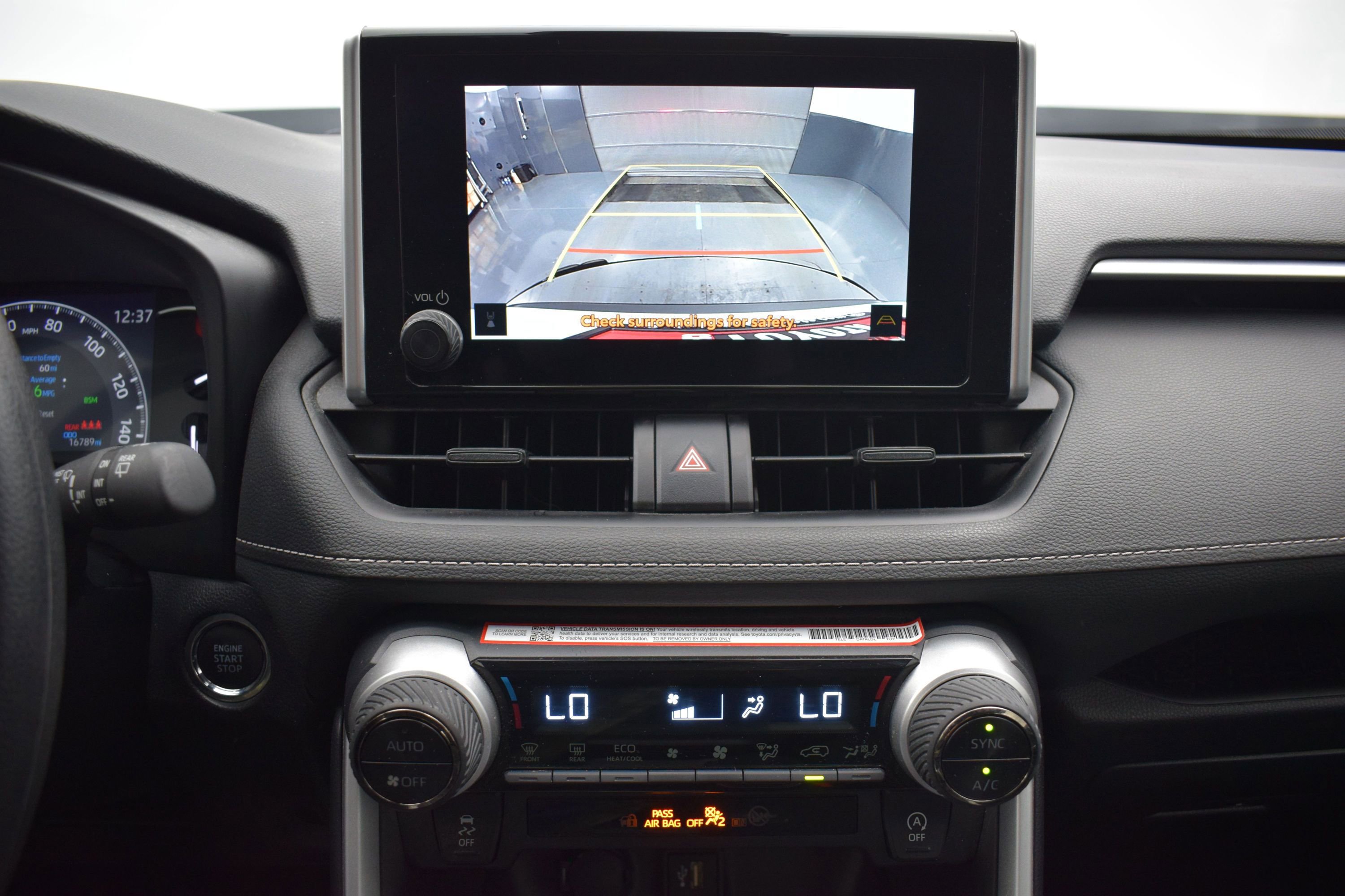 Used 2024 Toyota RAV4 XLE FWD image 15