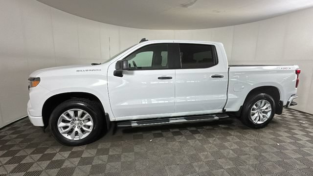 Used 2024 Chevrolet Silverado 1500 Custom AWD/4WD image 5