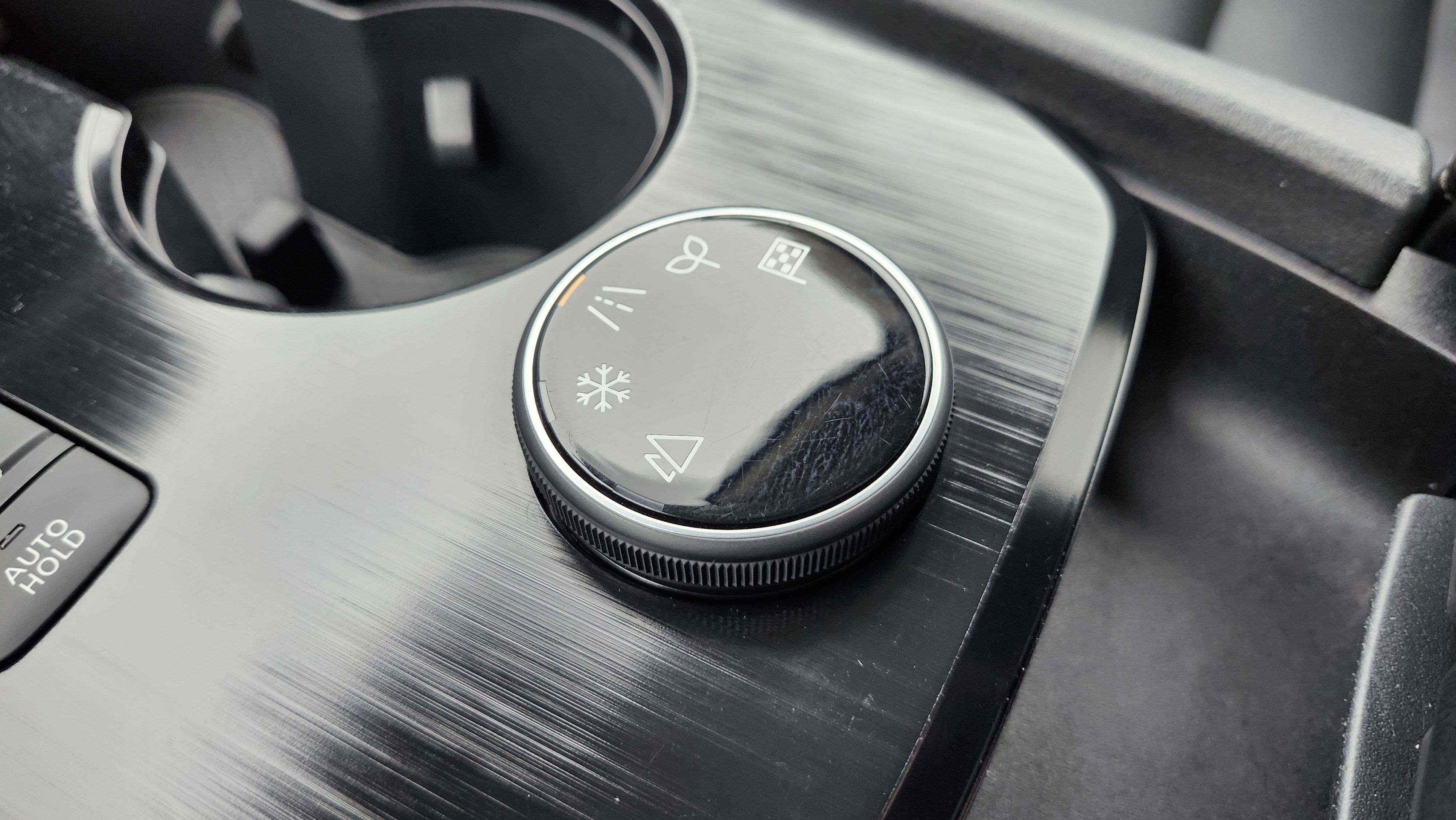 Used 2023 Nissan Rogue SV w/ SV Premium Package image 9