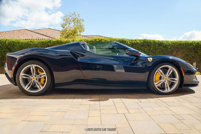 Used 2025 Ferrari 296 GTS RWD image 9