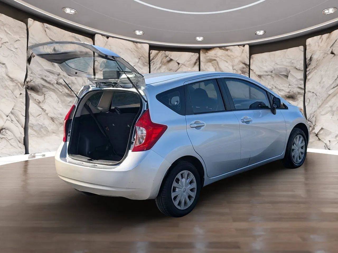 Used 2014 Nissan Versa Note S FWD image 25
