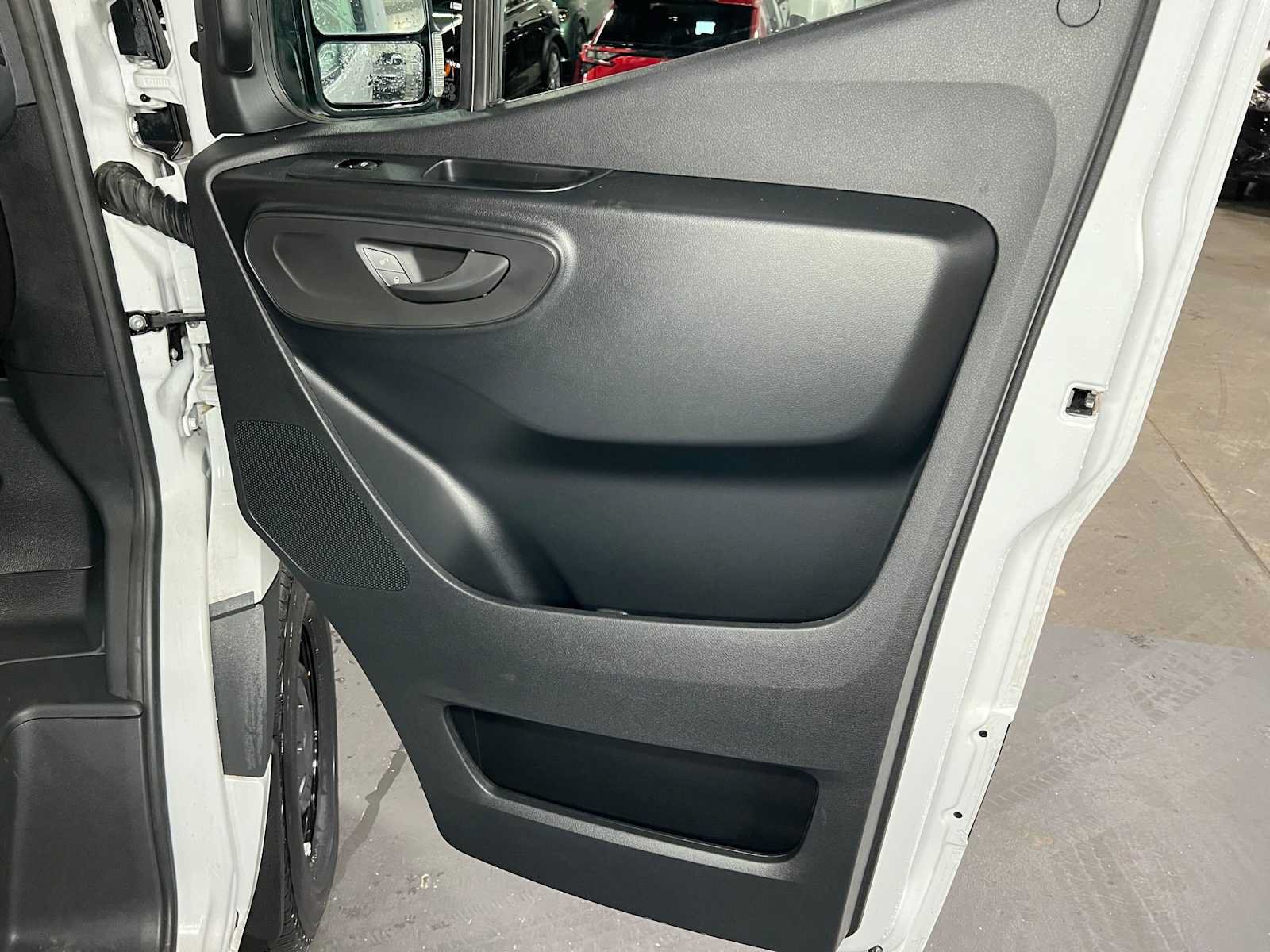 New 2025 Mercedes-Benz Sprinter 2500 image 10