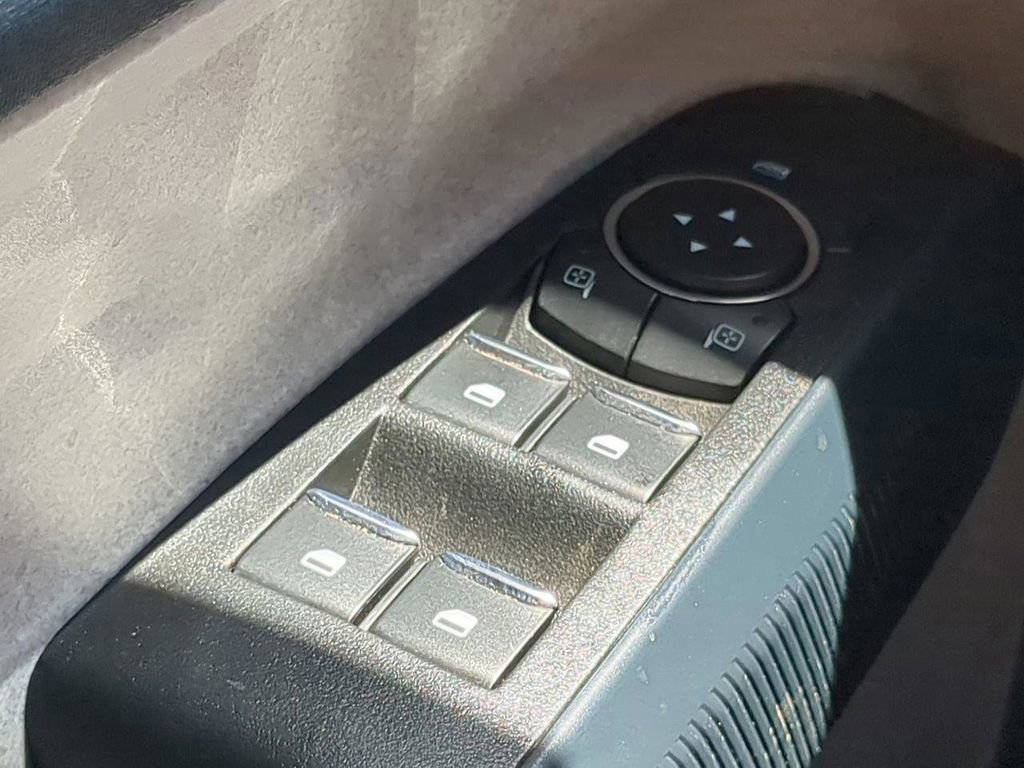 Used 2023 Ford Maverick XLT image 19