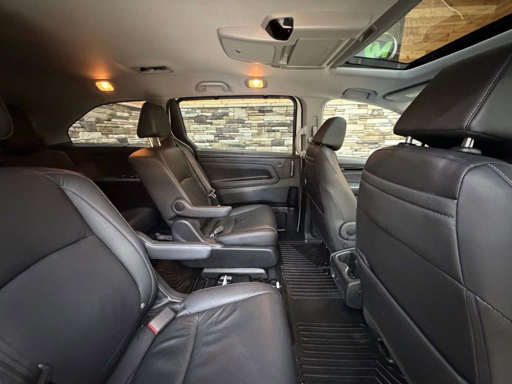 Used 2023 Honda Odyssey Touring image 31
