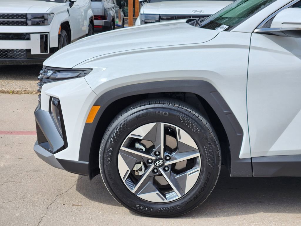 Certified 2025 Hyundai Tucson SEL image 9